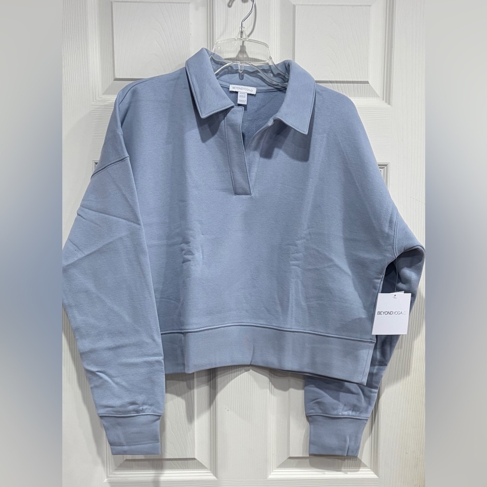 Beyond Yoga Women's Medium LuxeFleece Collared Sweatshirt Light Blue Cozy NWT